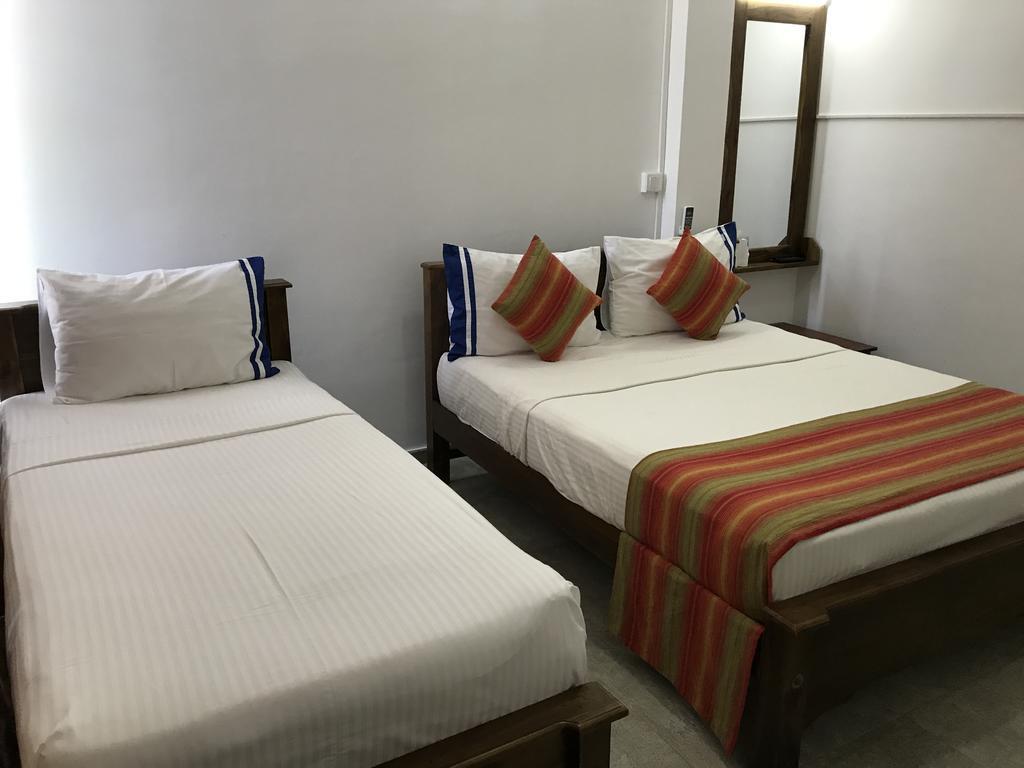 Diamond Lake Tourist Rest Anuradhapura Exterior foto